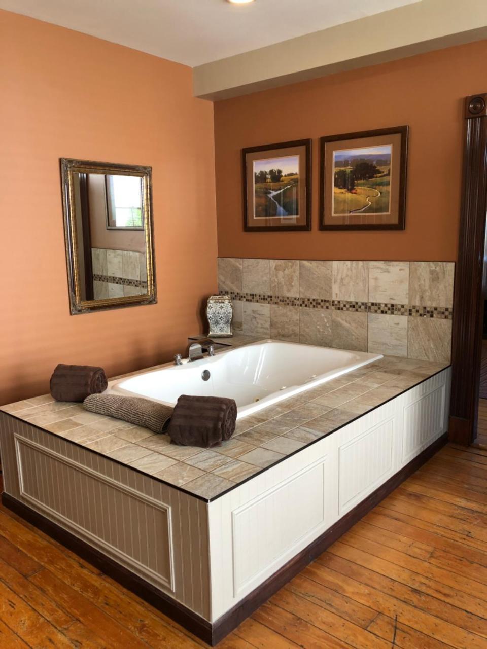 Weller Haus Bed, Breakfast & Event Center Bed and Breakfast Bellevue Buitenkant foto