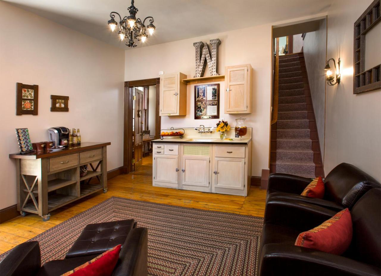 Weller Haus Bed, Breakfast & Event Center Bed and Breakfast Bellevue Buitenkant foto